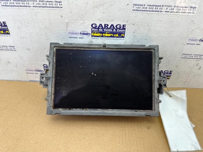 Navigation Display Mercedes C-Klasse