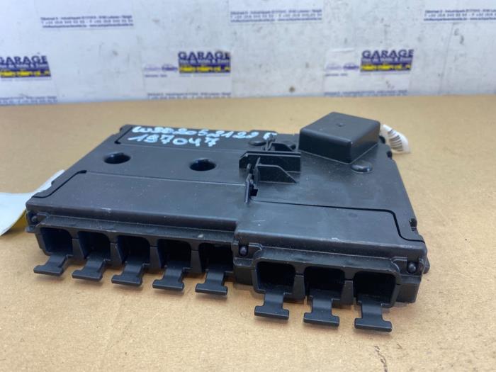 Boîte à fusibles Mercedes C-Klasse