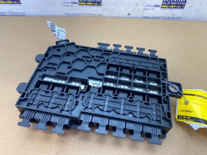 Boîte à fusibles Mercedes C-Klasse