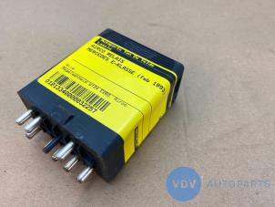 Gebruikte Airco relais Mercedes E (W124) 2.8 280 E 24V Prijs € 30,25 Inclusief btw aangeboden door Autoparts Van De Velde