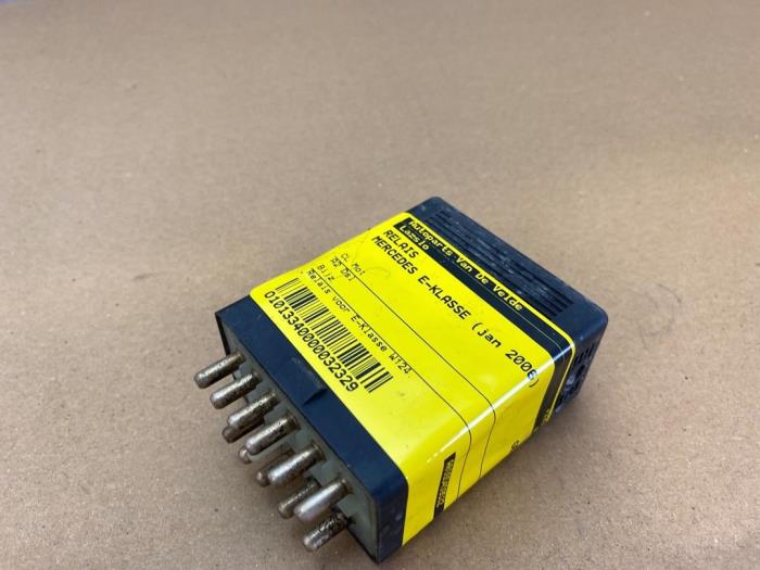 Relais Mercedes E-Klasse