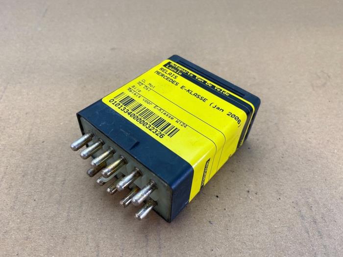 Relay Mercedes E-Klasse