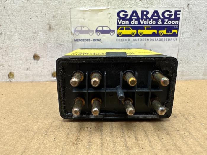 Brandstofpomp relais Mercedes E-Klasse