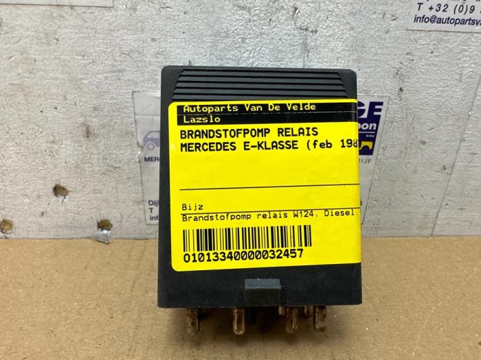Brandstofpomp relais Mercedes E-Klasse