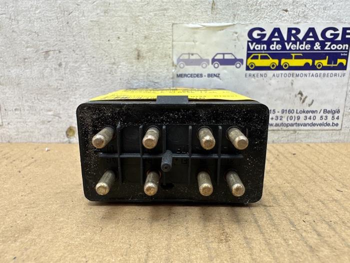 Relé de bomba de combustible Mercedes E-Klasse