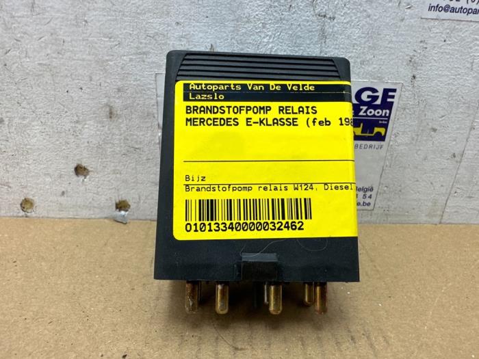 Brandstofpomp relais Mercedes E-Klasse