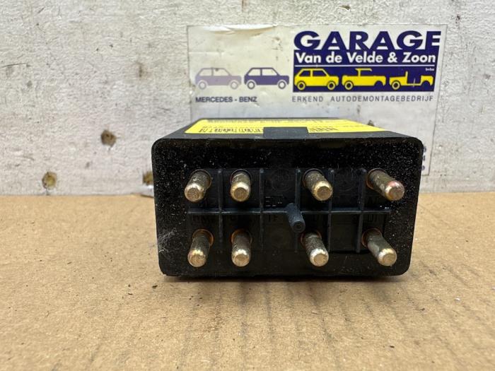 Brandstofpomp relais Mercedes E-Klasse