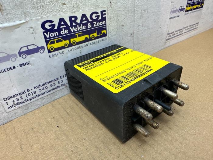 Relé de bomba de combustible Mercedes E-Klasse