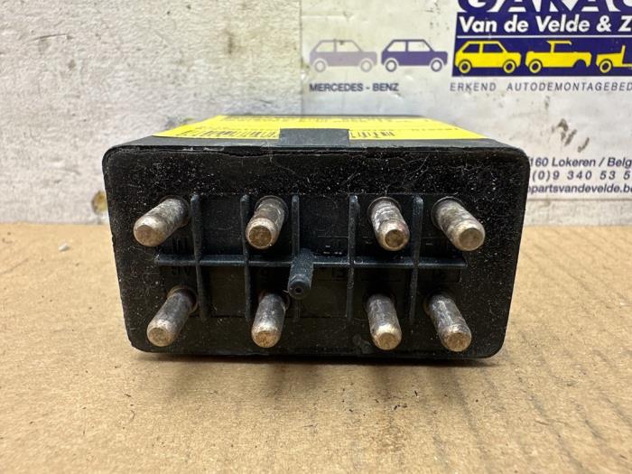 Relé de bomba de combustible Mercedes E-Klasse