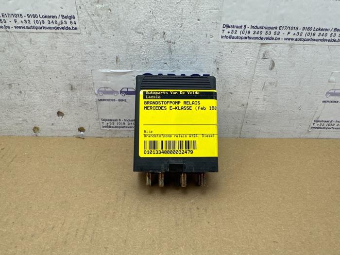 Brandstofpomp relais Mercedes E-Klasse