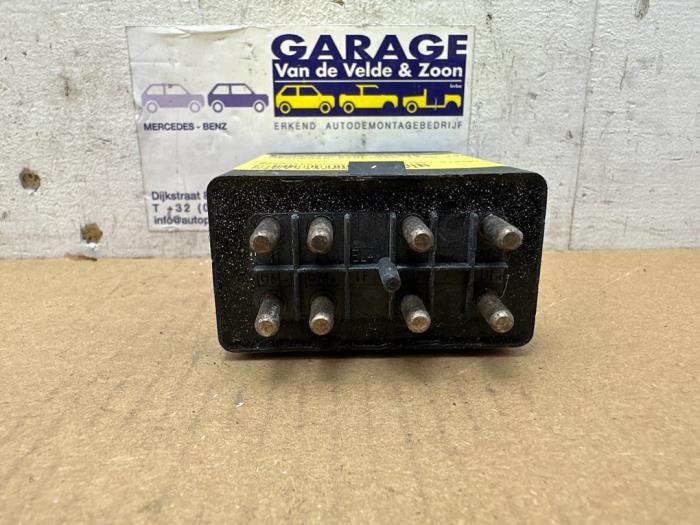 Brandstofpomp relais Mercedes E-Klasse