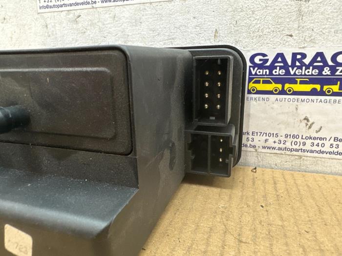 Modul centralnego zamka Mercedes C-Klasse