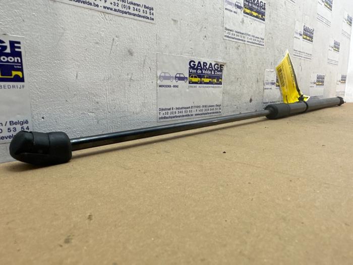 Gasdemper Motorkap rechts Mercedes GLC-Klasse