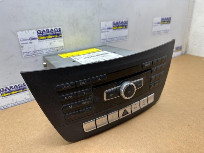 Radio Mercedes C-Klasse