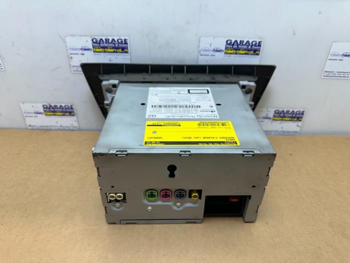 Radio Mercedes C-Klasse