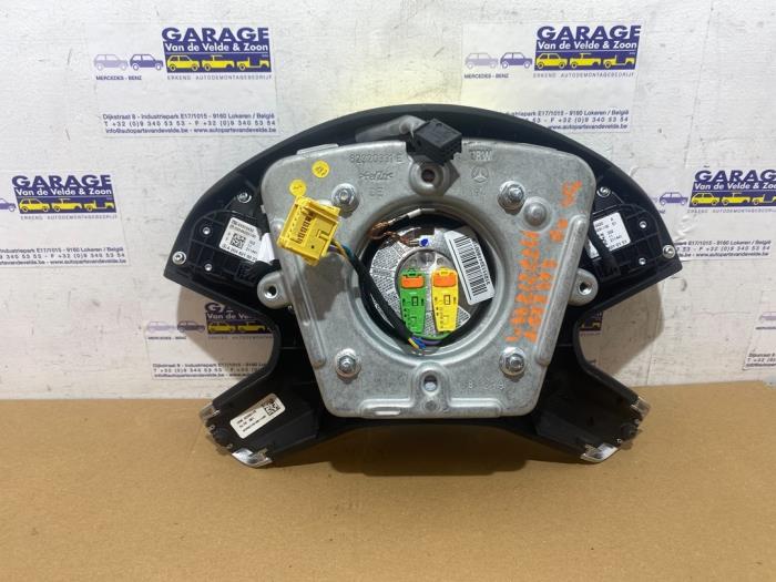 Left airbag (steering wheel) Mercedes E-Klasse