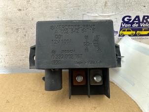 Gebruikte Relais Mercedes E (W211) 2.2 E-220 CDI 16V Prijs € 36,30 Inclusief btw aangeboden door Autoparts Van De Velde