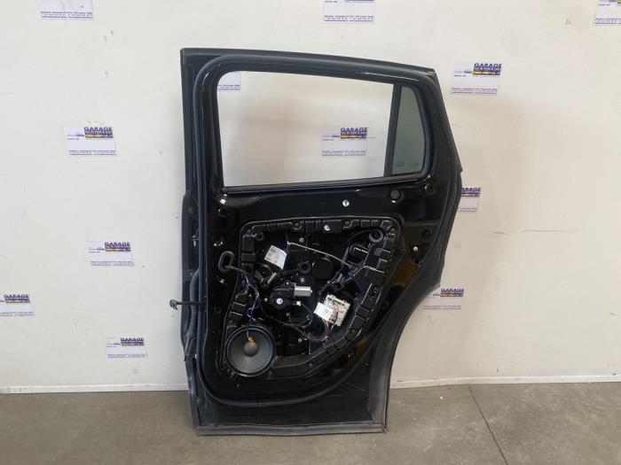 Rear door 4-door, right Mercedes GLA