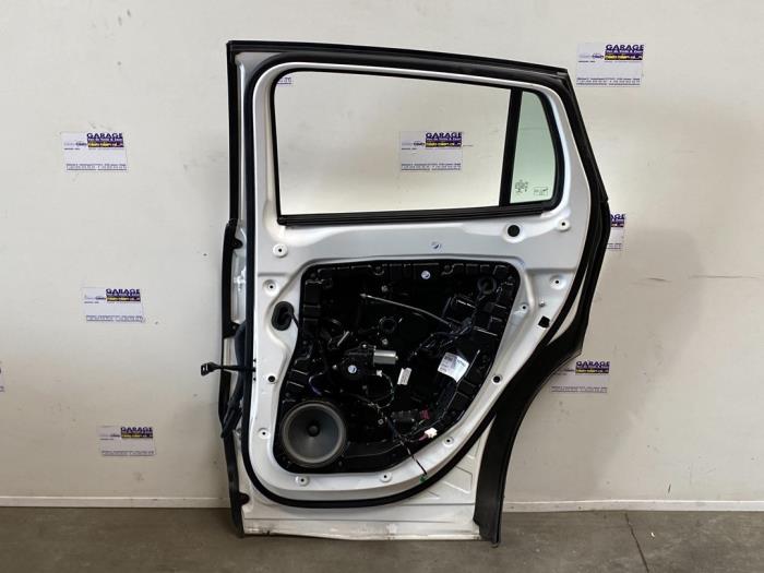 Portière 4portes arrière droite Mercedes GLA