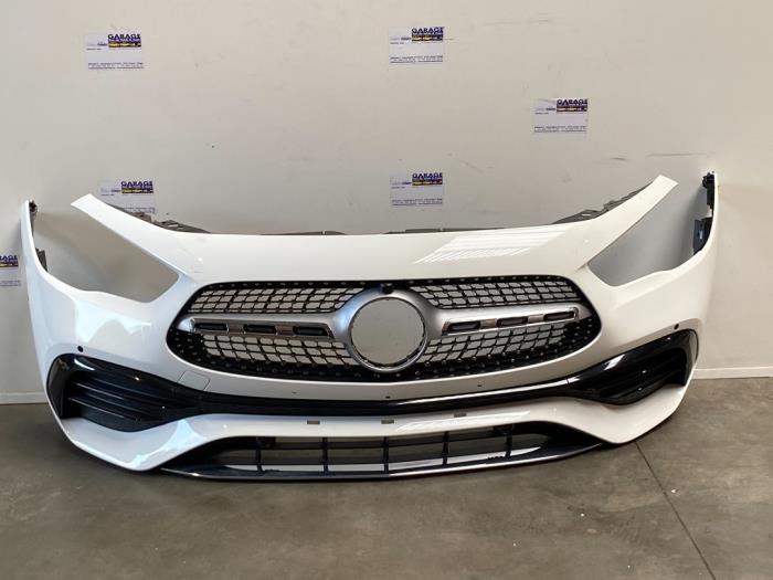 Zderzak przedni Mercedes GLA