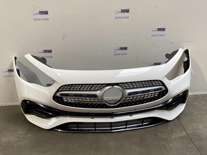 Zderzak przedni Mercedes GLA