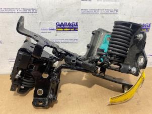 Gebruikte Scharnierset Mercedes C (R205) C-200 2.0 Turbo 16V Prijs € 72,60 Inclusief btw aangeboden door Autoparts Van De Velde