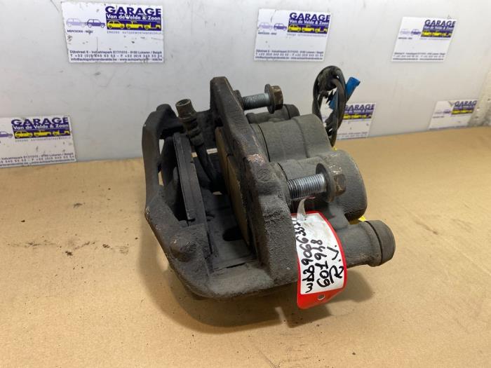 Remklauw (Tang) rechts-voor Mercedes Sprinter