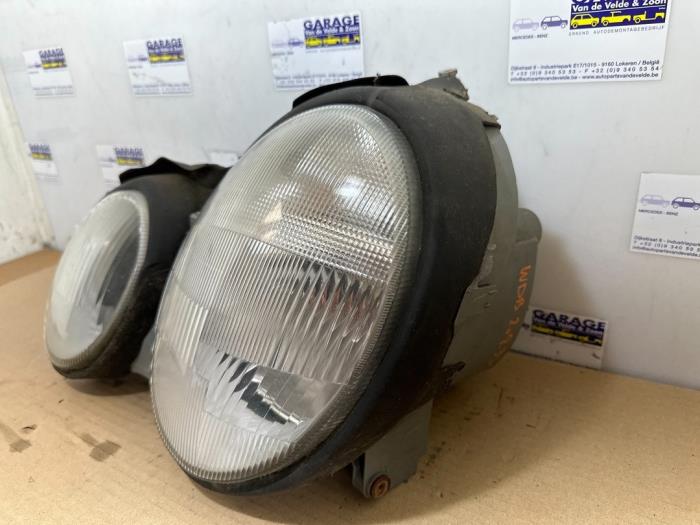 Koplamp links Mercedes CLK