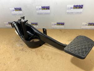 Gebruikte Rempedaal Mercedes E Estate (S212) E-200 CDI 16V BlueEfficiency,BlueTEC Prijs € 48,40 Inclusief btw aangeboden door Autoparts Van De Velde