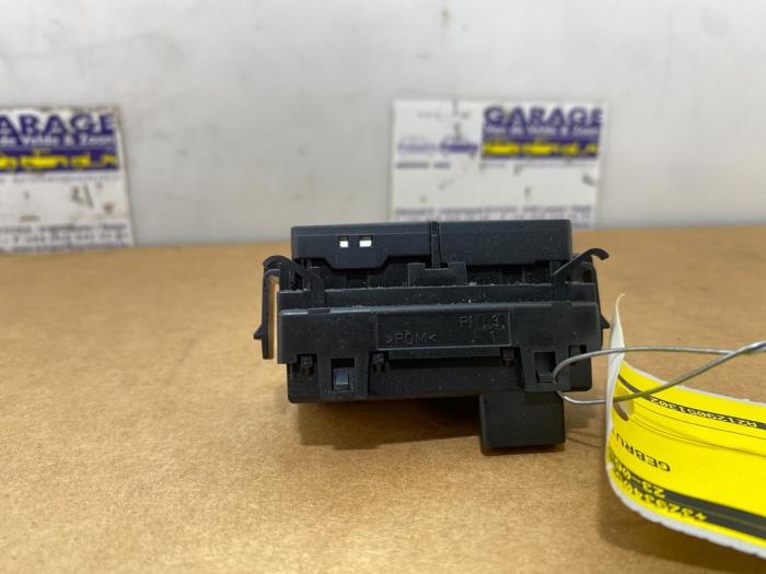 Switch Mercedes E-Klasse