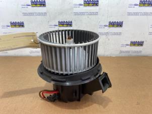 Gebruikte Chaufage Ventilatiemotor Mercedes E (R207) E-220 CDI 16V BlueEfficiency Prijs € 48,40 Inclusief btw aangeboden door Autoparts Van De Velde