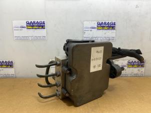 Gebruikte ABS Computer Mercedes E (C207) E-200 2.0 Turbo 16V Prijs € 108,90 Inclusief btw aangeboden door Autoparts Van De Velde