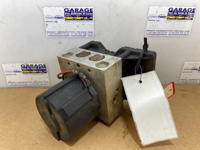 Bomba ABS Mercedes C-Klasse