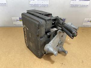 Gebruikte ABS Computer Mercedes C (C204) 2.2 C-250 CDI 16V BlueEfficiency Prijs € 151,25 Inclusief btw aangeboden door Autoparts Van De Velde