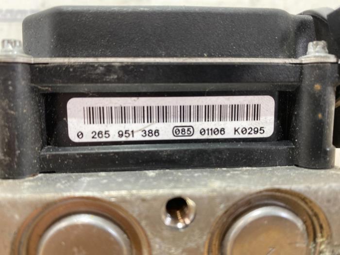 Pompe ABS Mercedes Vito