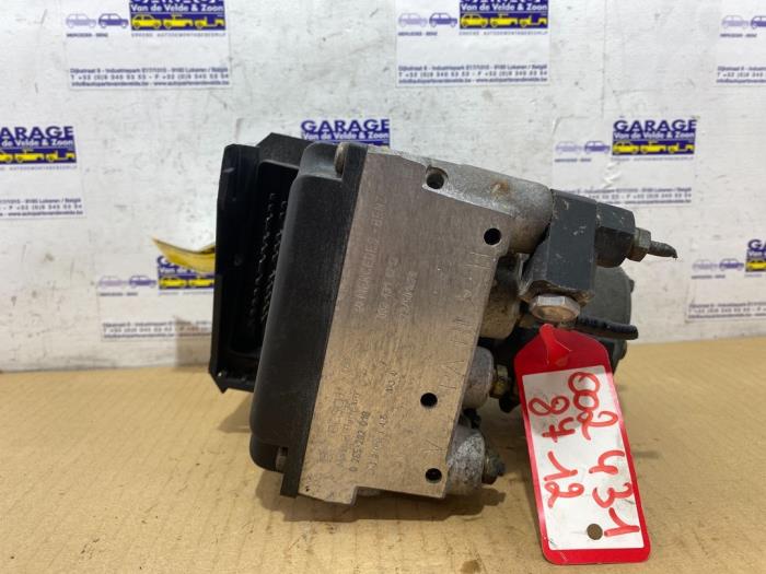 Bomba ABS Mercedes C-Klasse