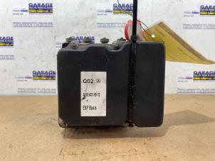 Gebruikte ABS Computer Mercedes E (W212) E-350 CGI V6 24V BlueEfficiency 4-Matic Prijs € 151,25 Inclusief btw aangeboden door Autoparts Van De Velde