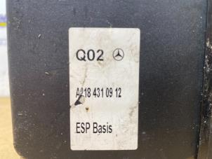ABS Computer van een Mercedes-Benz E (W212) E-350 CGI V6 24V BlueEfficiency 4-Matic 2012
