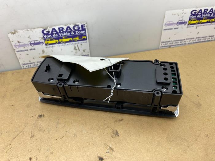 Multi-functional window switch Mercedes C-Klasse