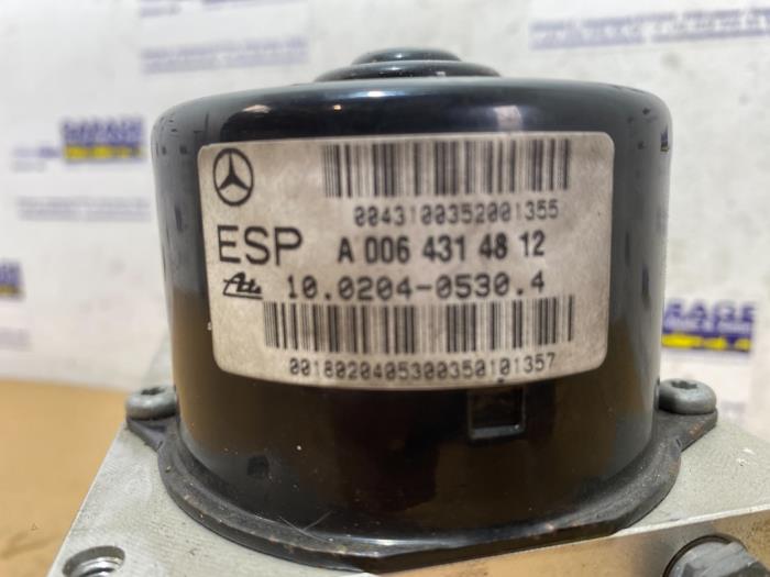 ABS Computer van een Mercedes-Benz CLC (C203) 2.2 200 CDI 16V 2009