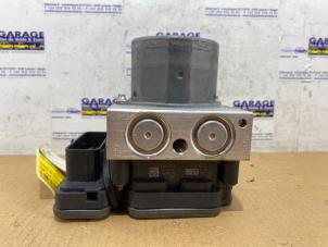 Gebruikte ABS Computer Mercedes E (C207) E-200 2.0 Turbo 16V Prijs € 108,90 Inclusief btw aangeboden door Autoparts Van De Velde