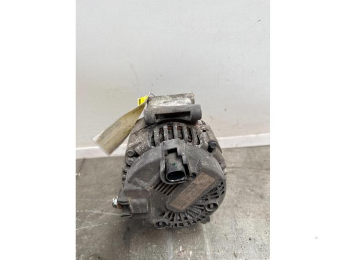 Dynamo Mercedes C-Klasse