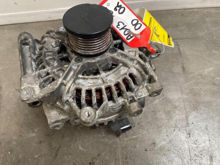 Dynamo Mercedes C-Klasse
