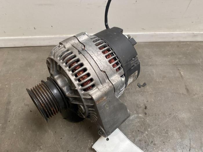 Dynamo Mercedes E-Klasse