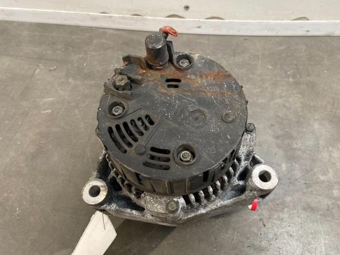 Dynamo Mercedes E-Klasse