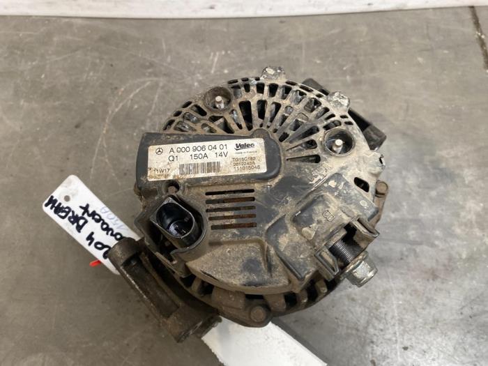 Dynamo Mercedes C-Klasse