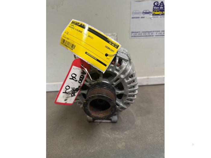 Dynamo Mercedes C-Klasse