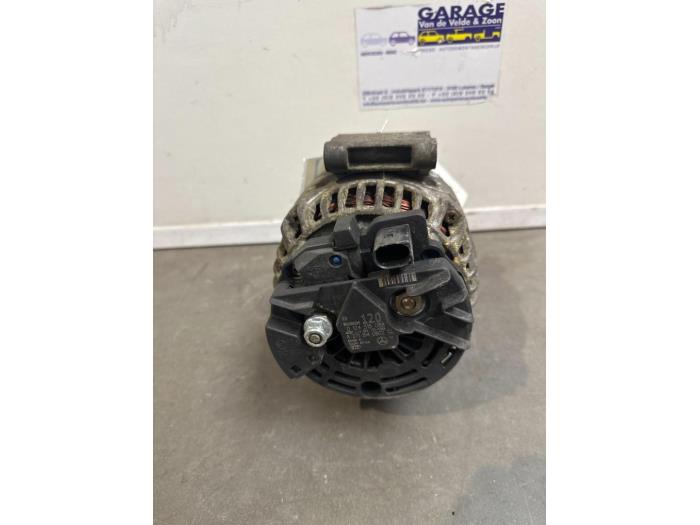 Dynamo Mercedes E-Klasse