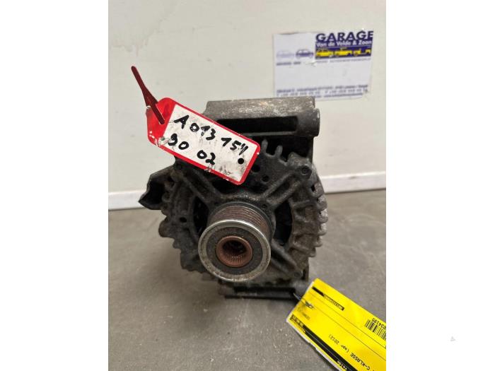 Dynamo Mercedes C-Klasse