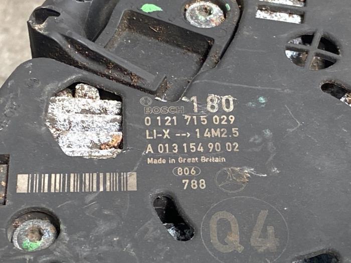 Dynamo Mercedes C-Klasse